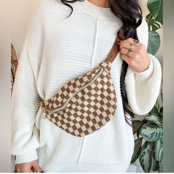 Pink Lily Checkered Belt Bag - Sold Out - Picture 1 of 3